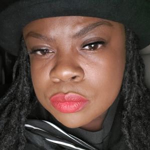 Meet your posher...Shaunte 😍